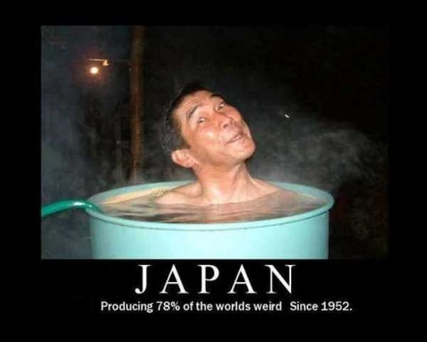 japan-is-seriously-strange-02.jpg
