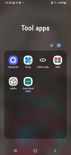 Screenshot_20220226-132056_One UI Home.jpg