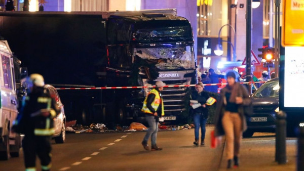 berlinakka.jpg